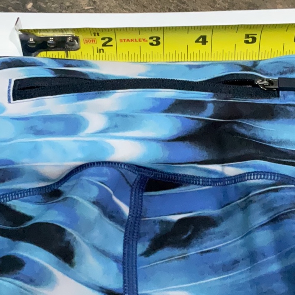 Lululemon Athletica Ocean Wave Leggings - Picture 8 of 9